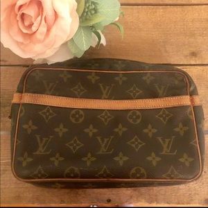 LOUIS VUITTON COMPIEGNE 23